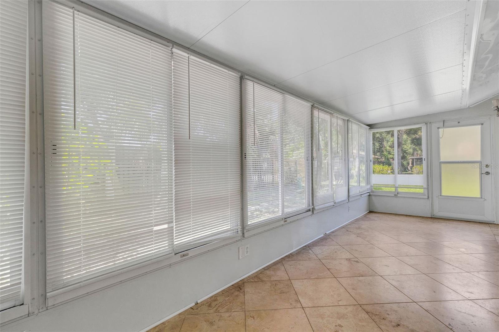 Image 13 of 38 For 5356 Royal Palm Avenue 5356