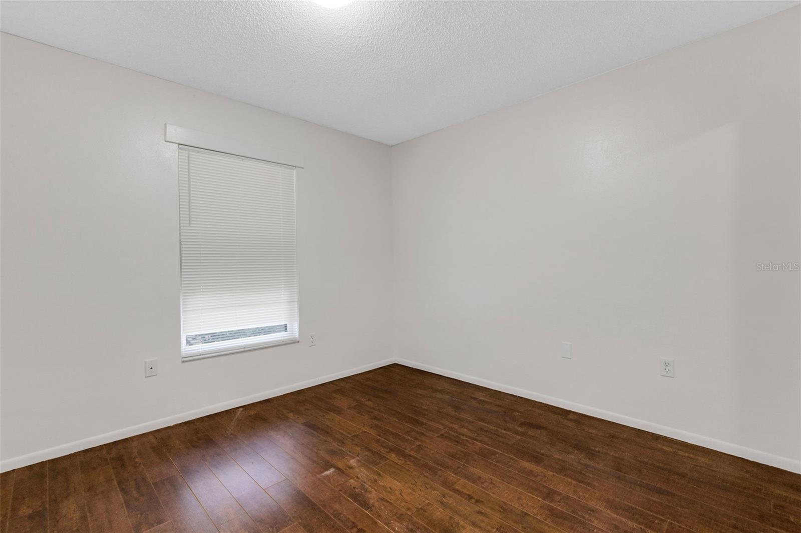 Image 20 of 38 For 5356 Royal Palm Avenue 5356