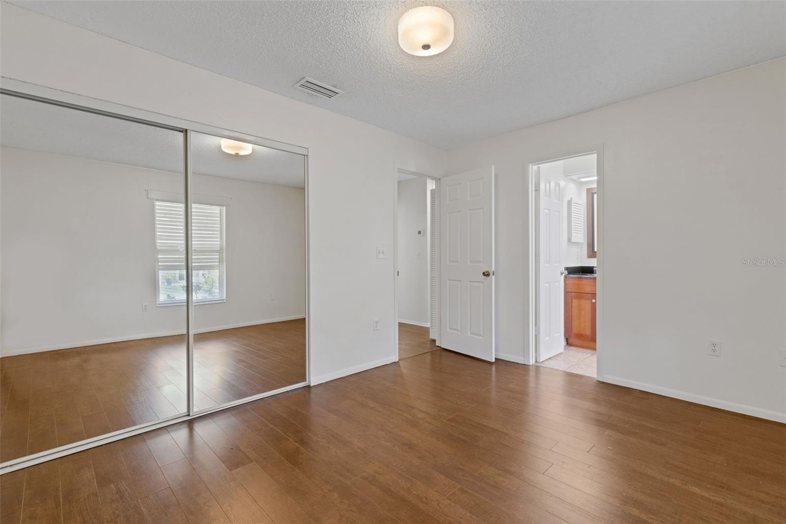 Image 24 of 38 For 5356 Royal Palm Avenue 5356