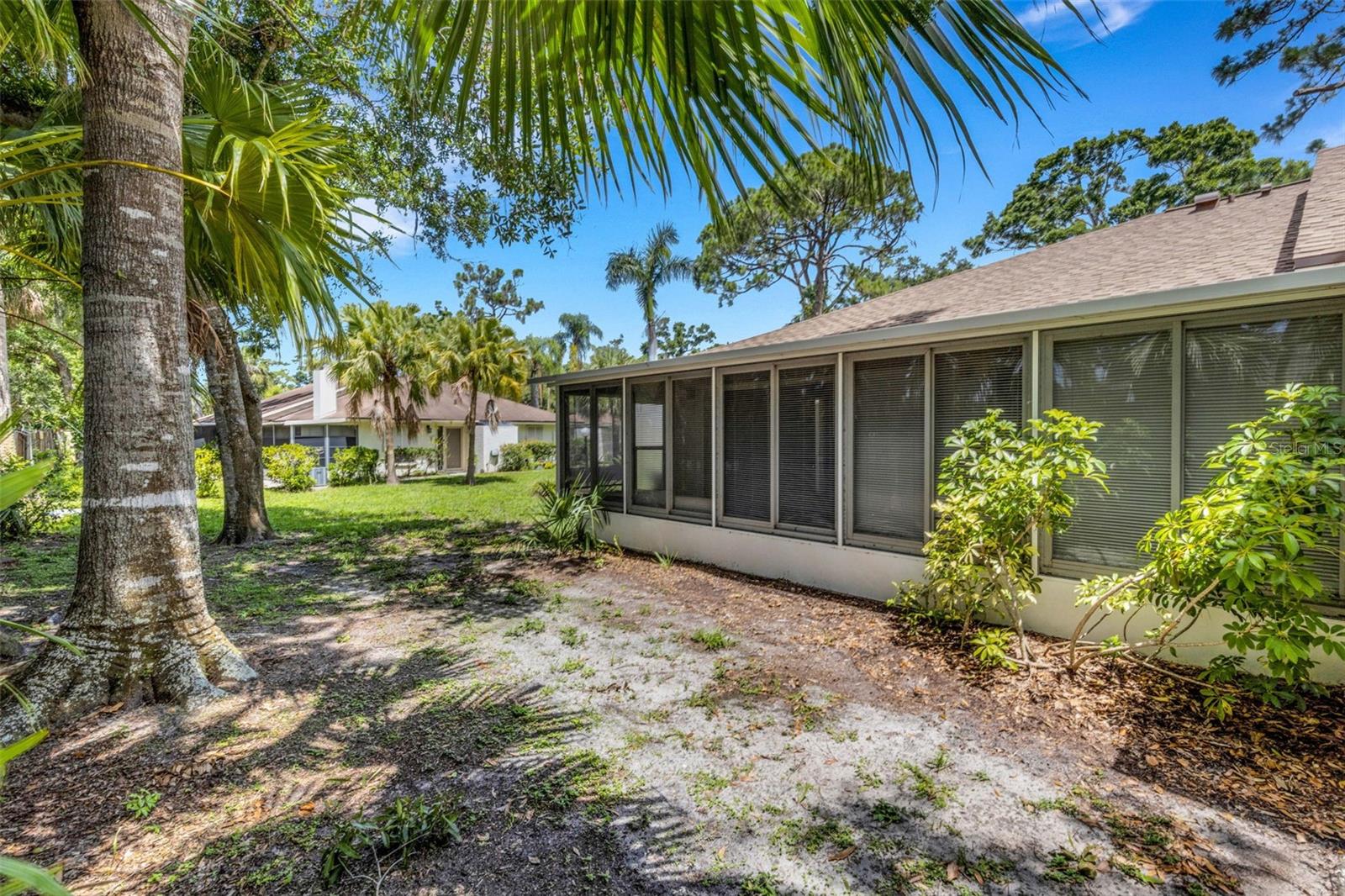 Image 31 of 38 For 5356 Royal Palm Avenue 5356