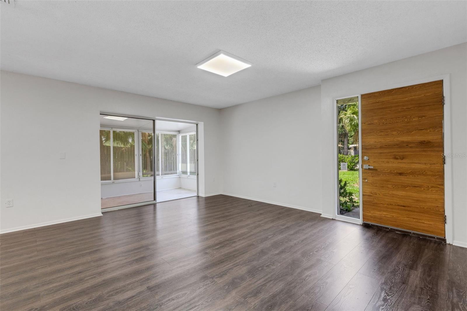 Image 4 of 38 For 5356 Royal Palm Avenue 5356