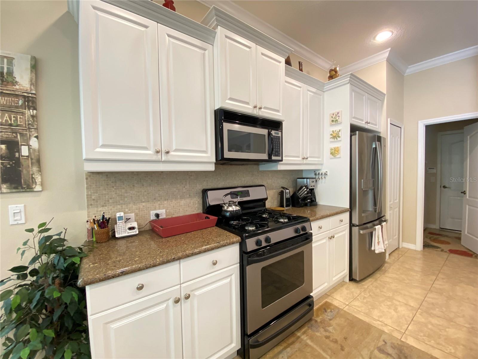 Image 6 of 38 For 8517 19th Avenue Nw
