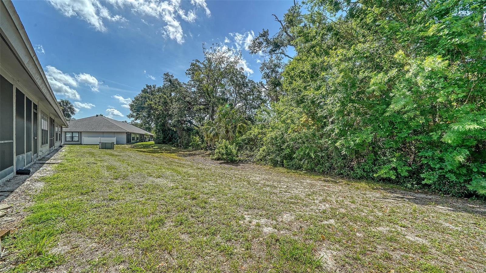 Image 29 of 32 For 946 Beneva Road V26
