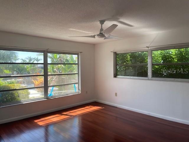 Image 13 of 25 For 1708 Claw Court