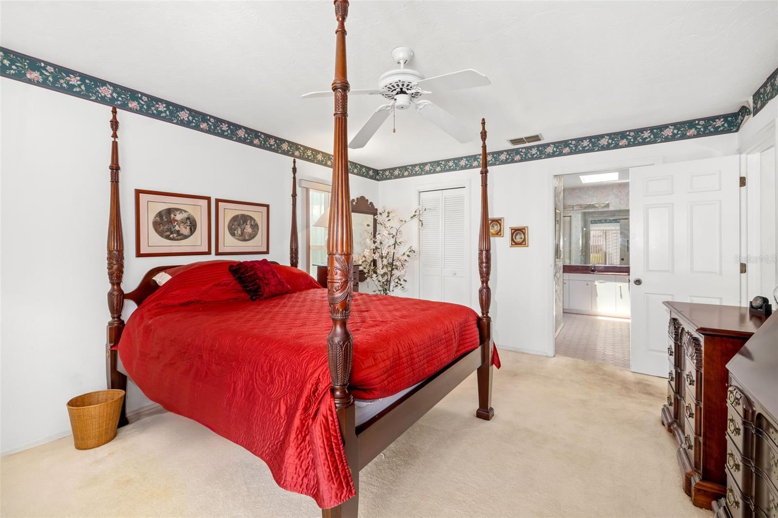 Image 20 of 44 For 7615 17th Avenue W