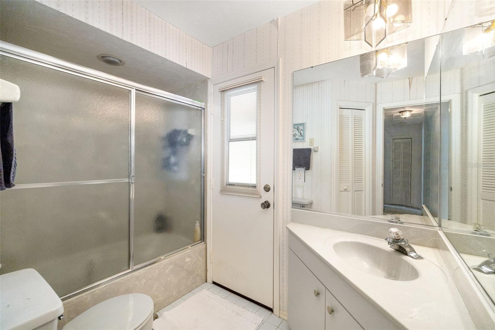 Image 25 of 44 For 7615 17th Avenue W