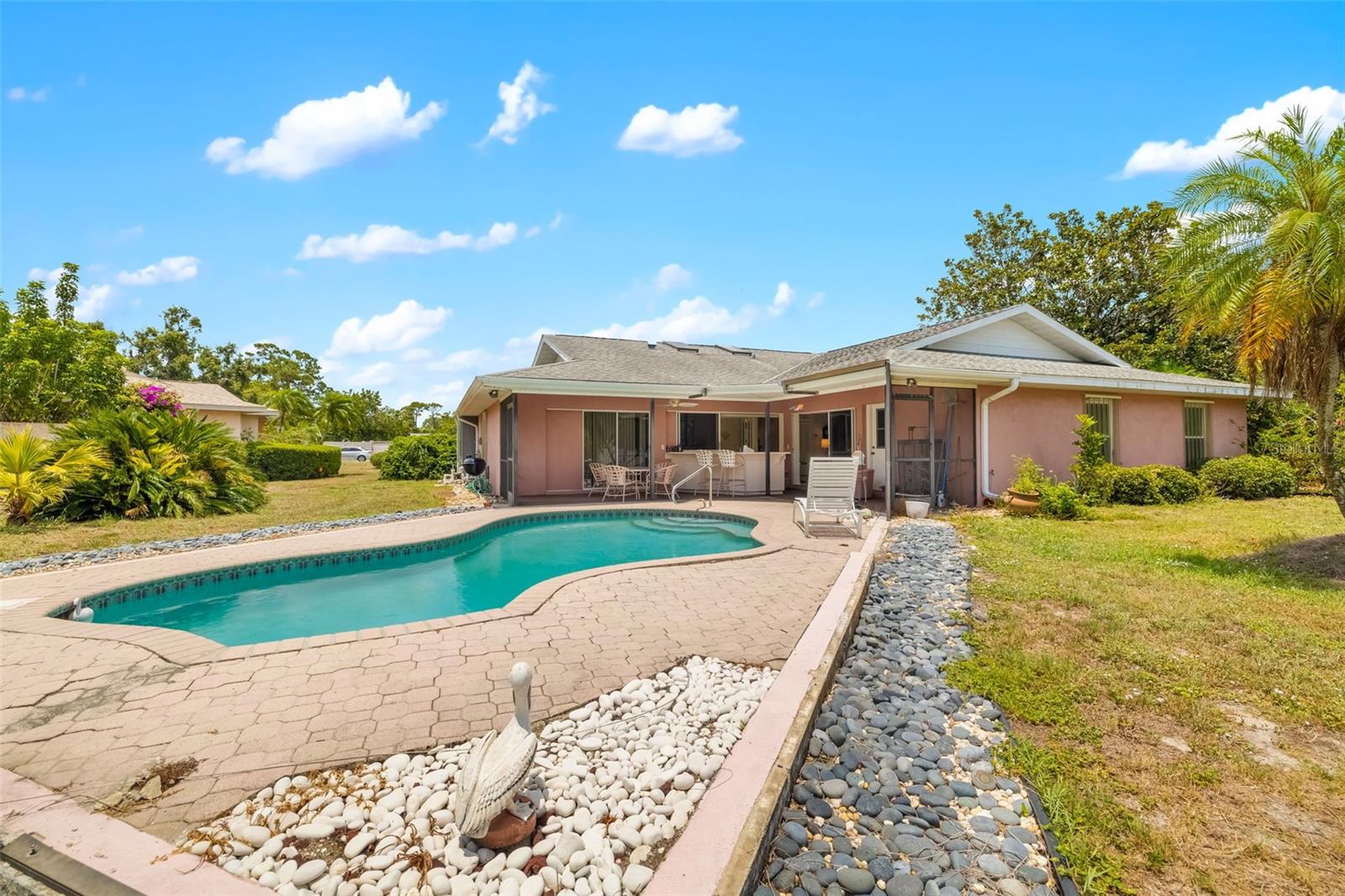 Image 33 of 44 For 7615 17th Avenue W