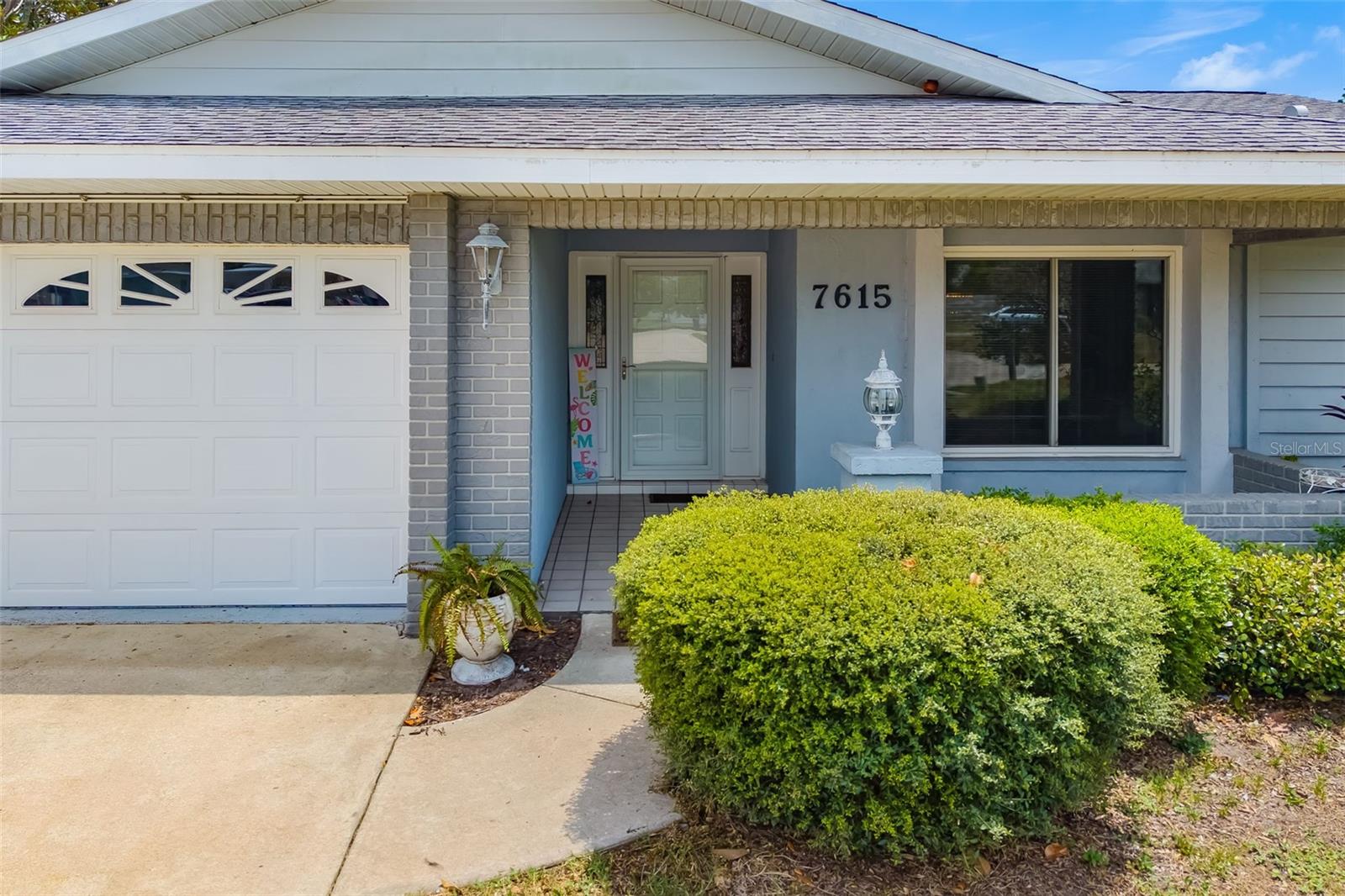 Image 5 of 44 For 7615 17th Avenue W