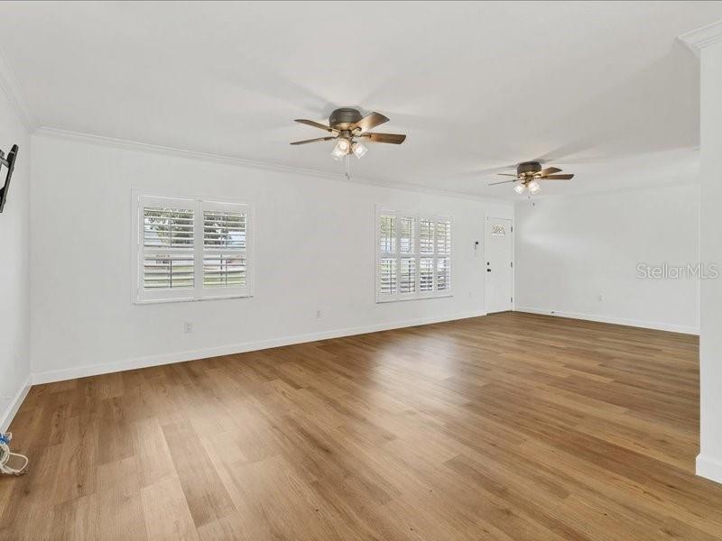 Image 4 of 36 For 3328 Kingswood Drive