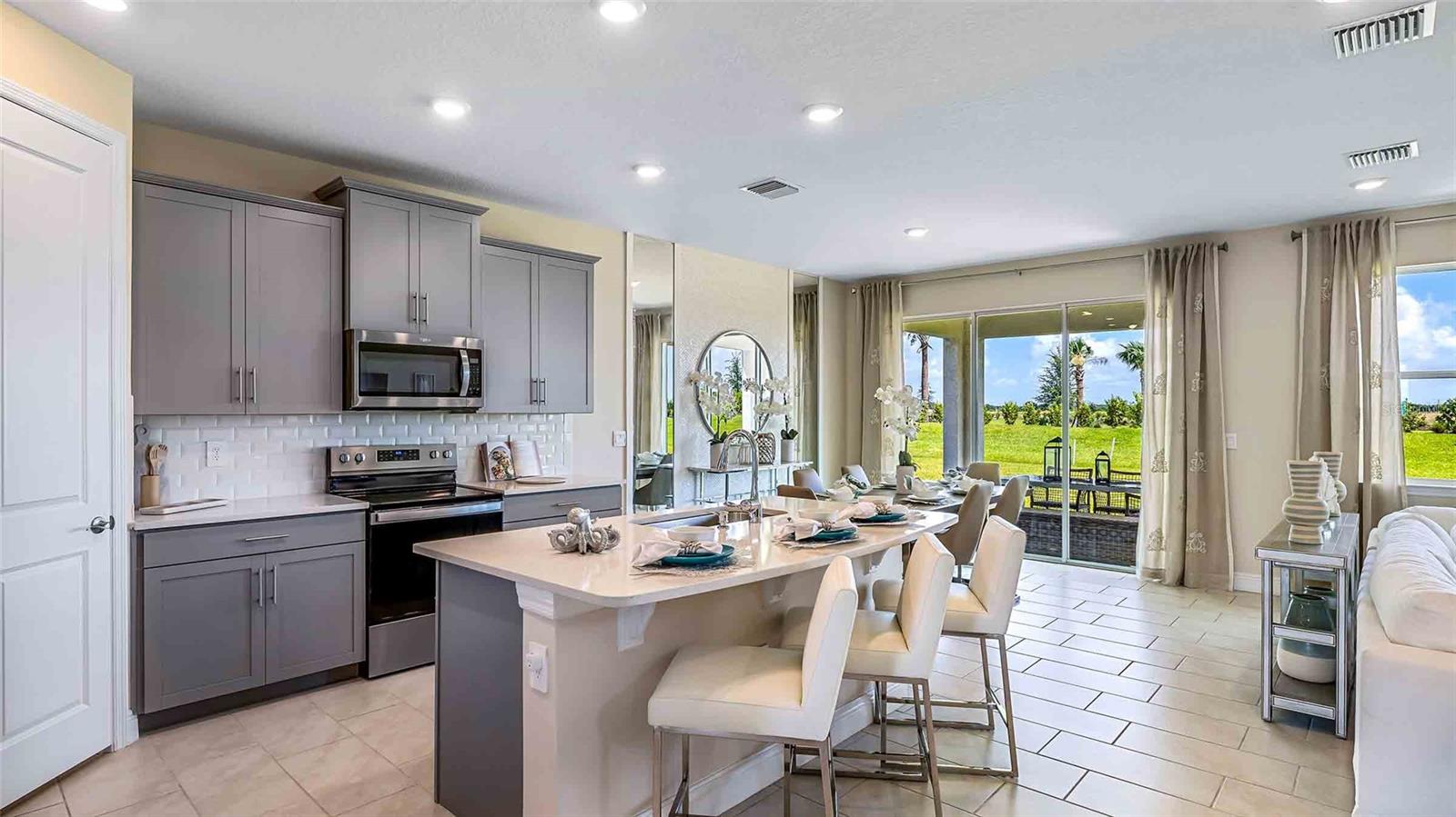 Image 11 of 36 For 17924 Tavernside Trail