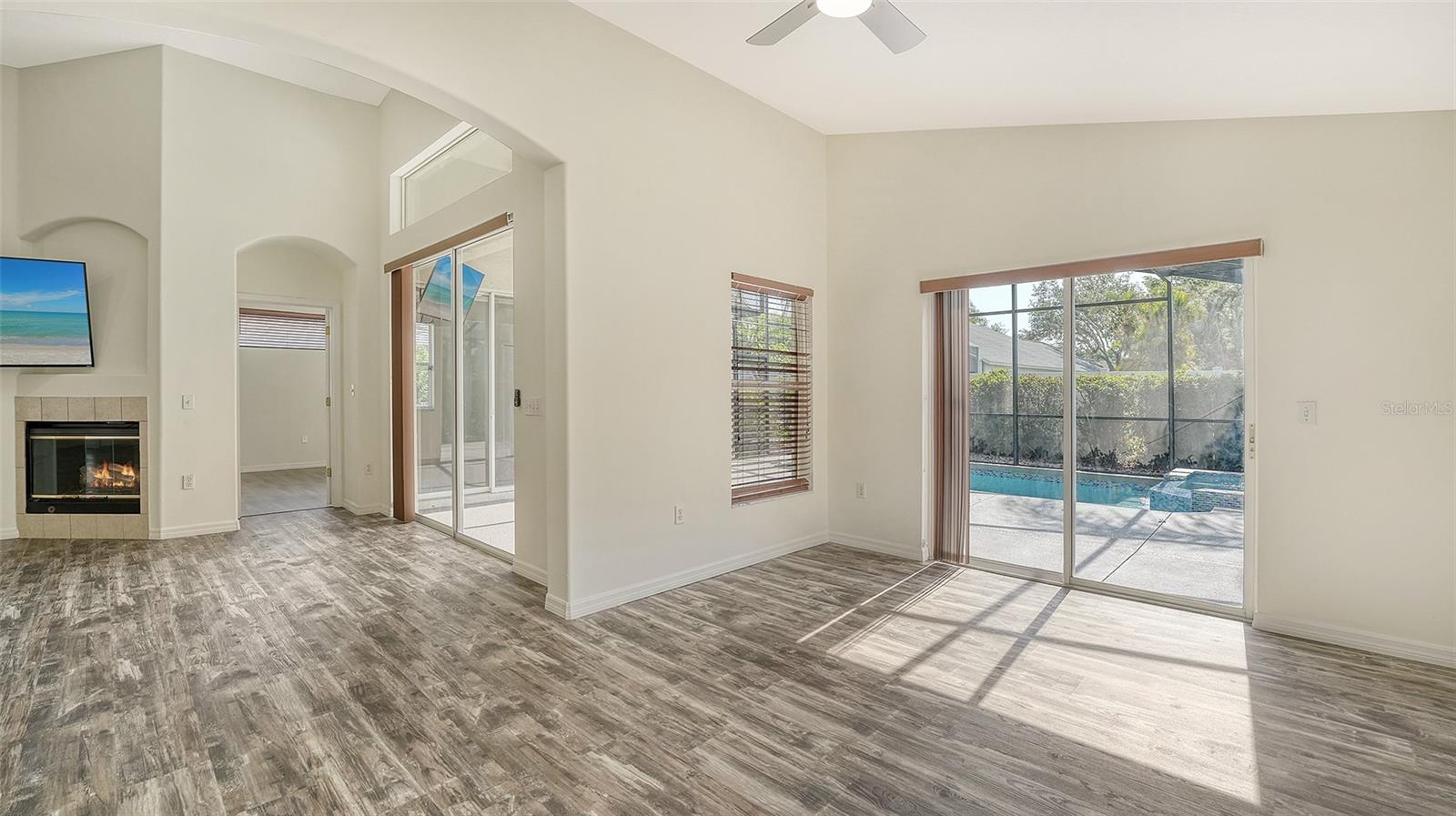 Image 17 of 75 For 6213 Willet Court