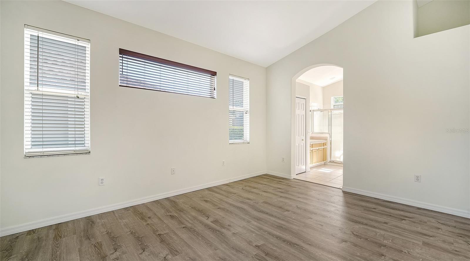 Image 18 of 75 For 6213 Willet Court