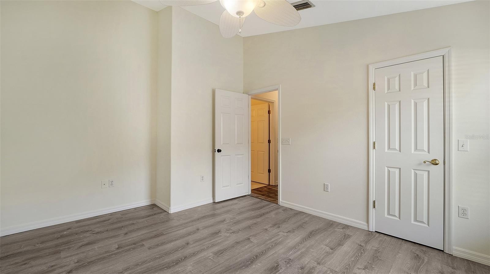 Image 25 of 75 For 6213 Willet Court