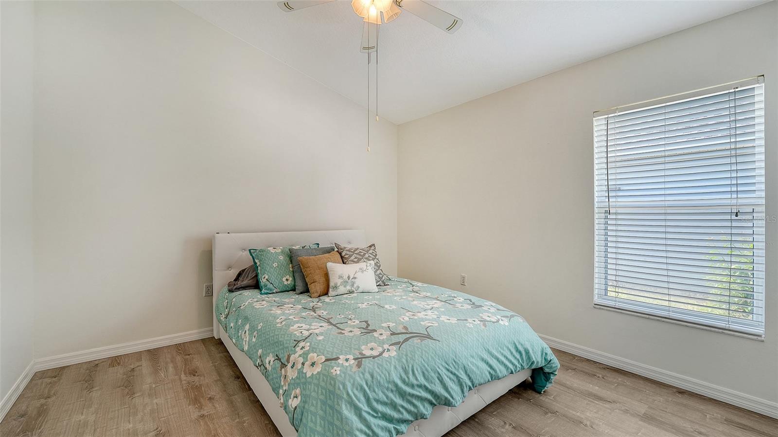 Image 27 of 75 For 6213 Willet Court