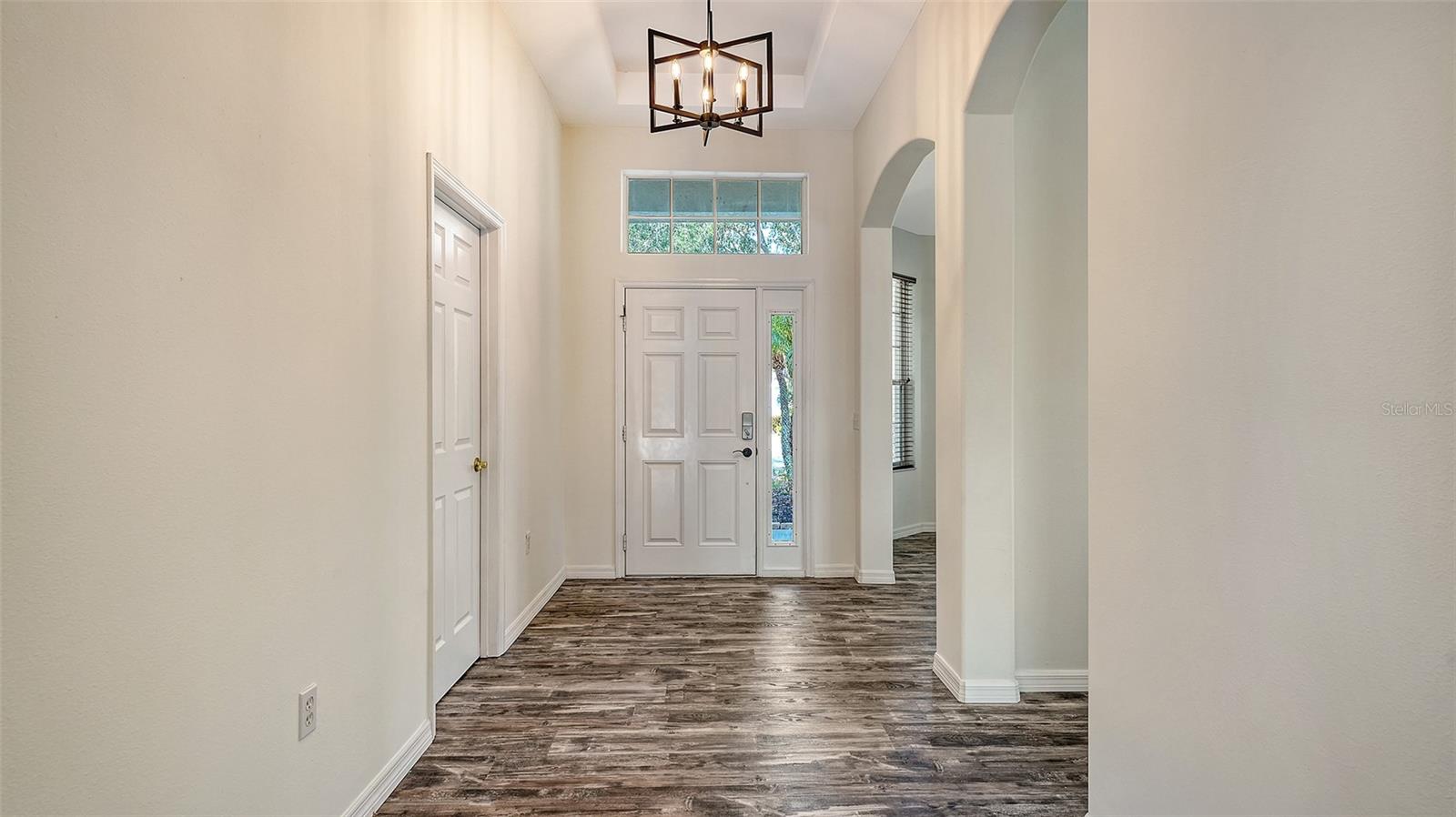 Image 6 of 75 For 6213 Willet Court
