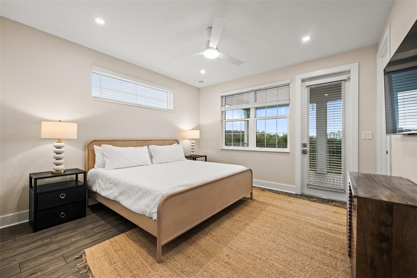 Image 16 of 34 For 4321 Marina View Way