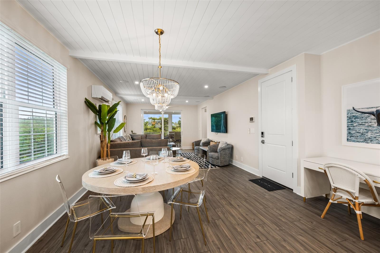 Image 7 of 34 For 4321 Marina View Way