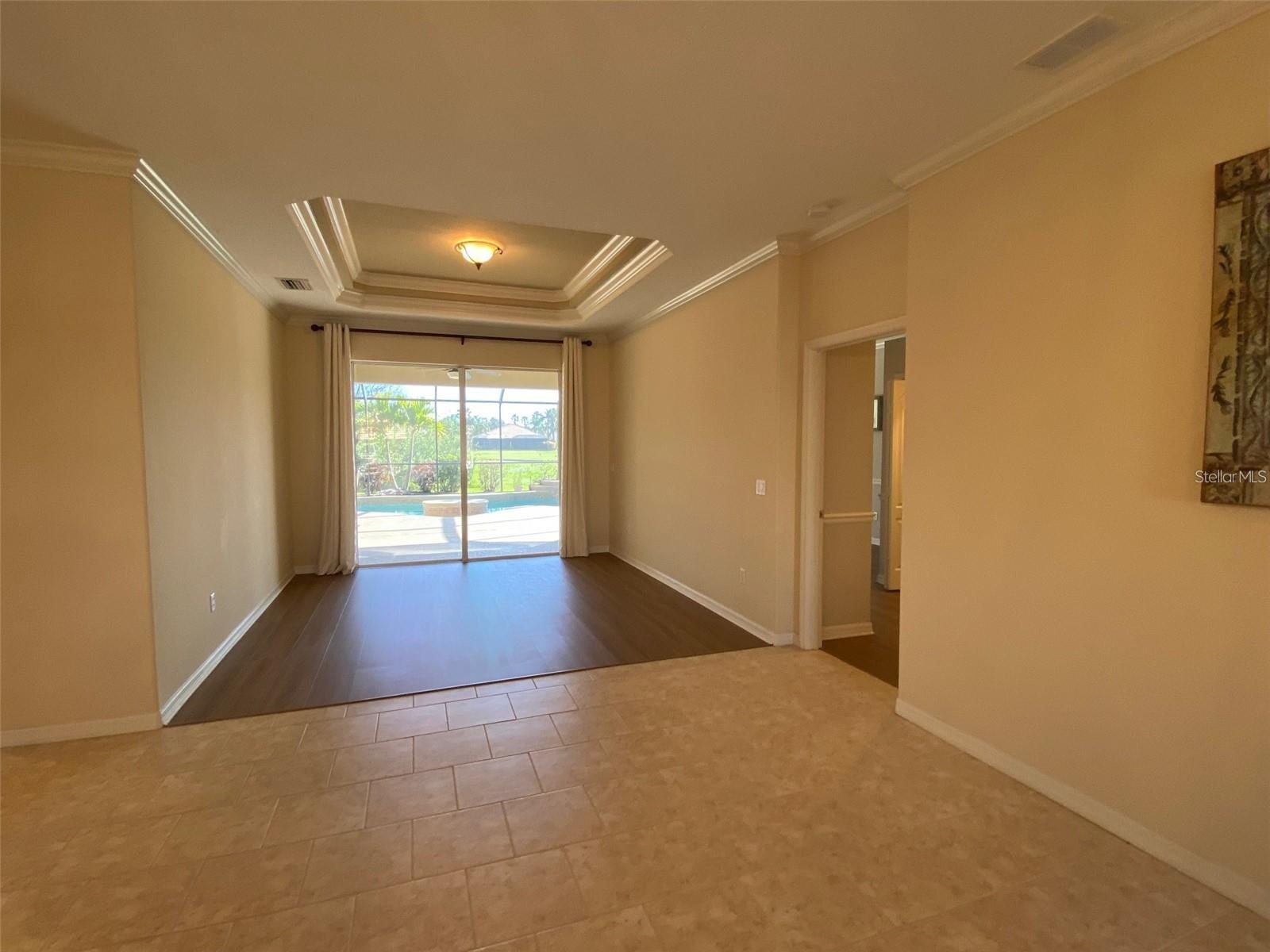 Image 7 of 28 For 243 Heritage Isles Way