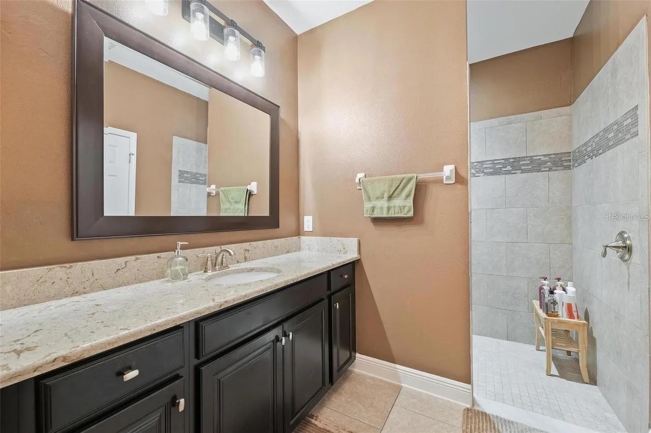 Image 32 of 47 For 18620 Cortes Creek Boulevard