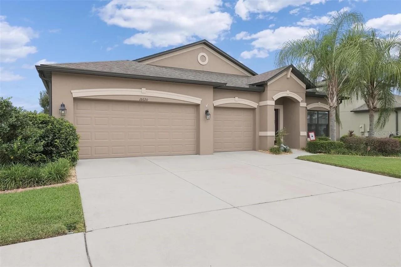 Image 4 of 47 For 18620 Cortes Creek Boulevard