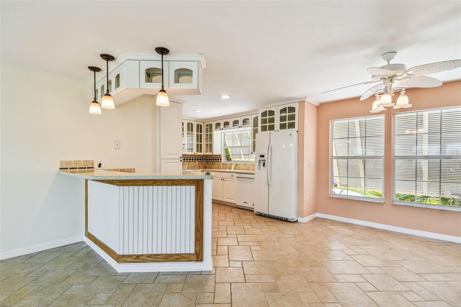 Image 45 of 92 For 10104 Sandpiper Road E