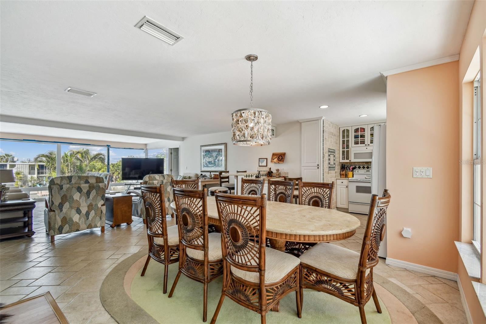 Image 48 of 92 For 10104 Sandpiper Road E