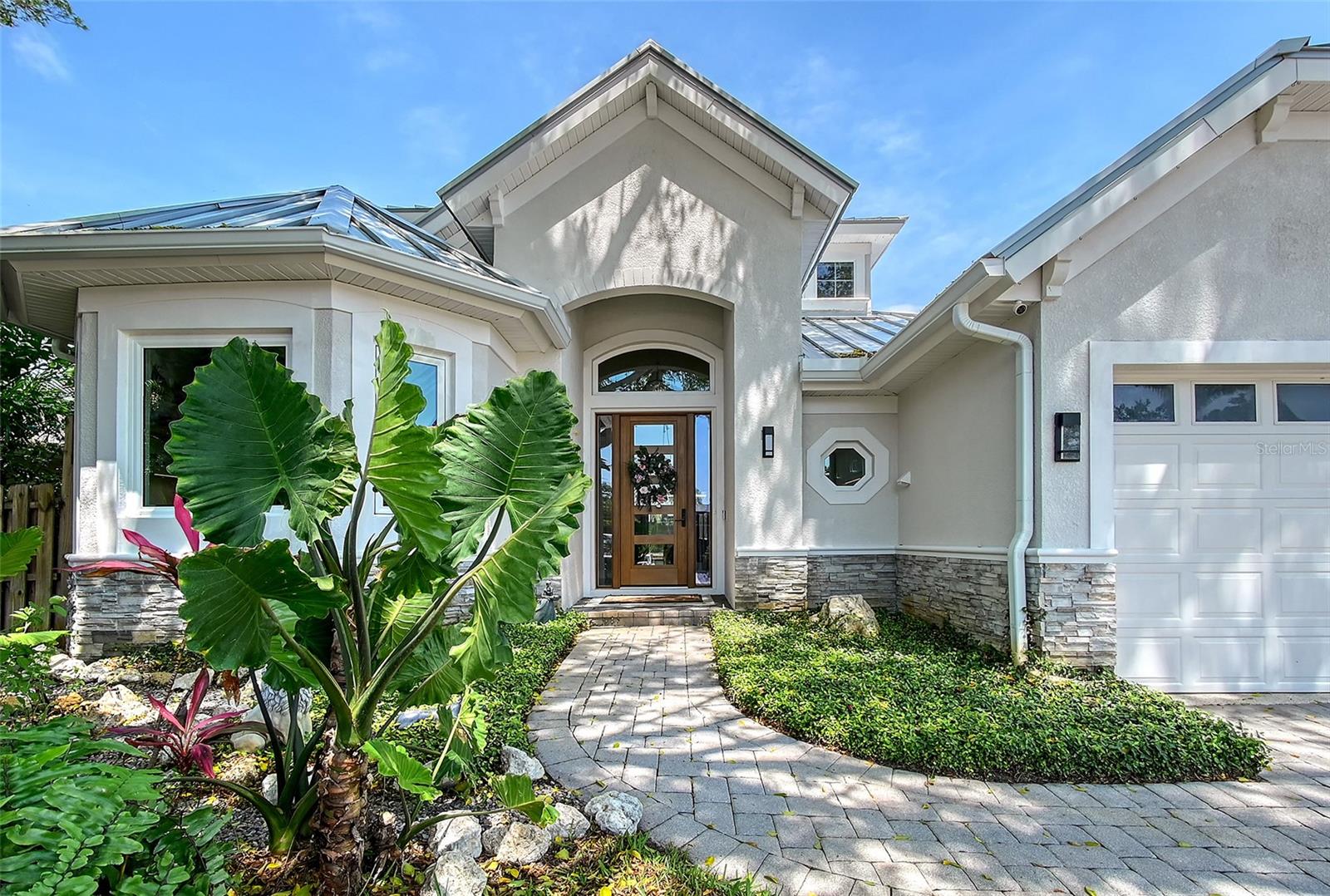 Details for 3921 Maravic Place, SARASOTA, FL 34231