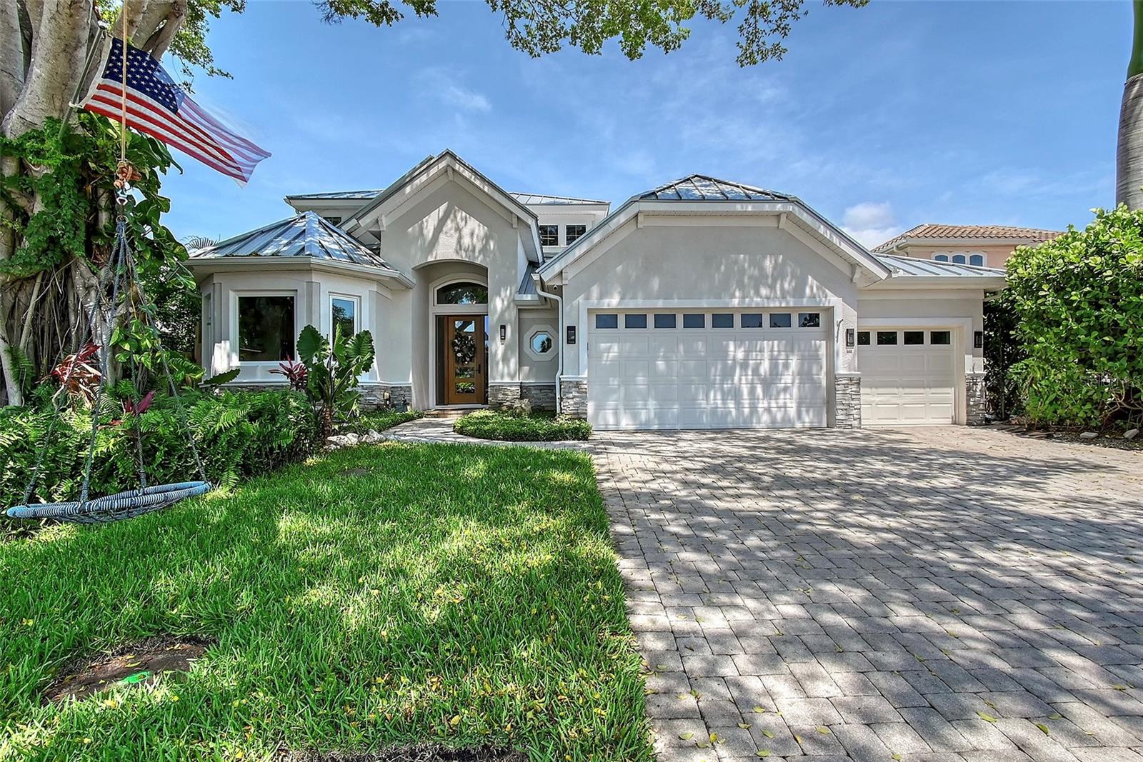 Image 2 of 52 For 3921 Maravic Place