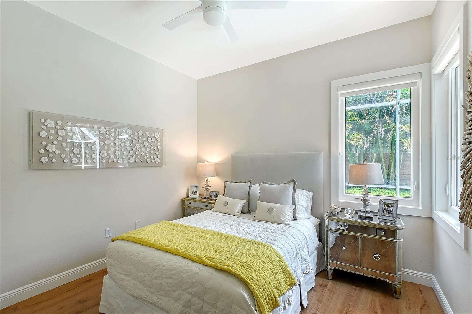 Image 33 of 52 For 3921 Maravic Place