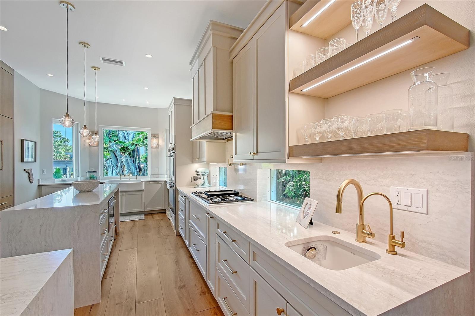 Image 7 of 52 For 3921 Maravic Place