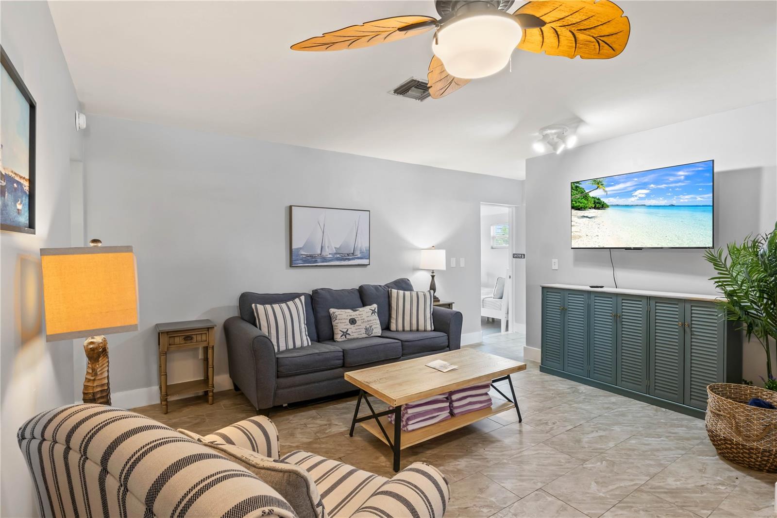 Image 43 of 88 For 12200 Shoreview Drive 210