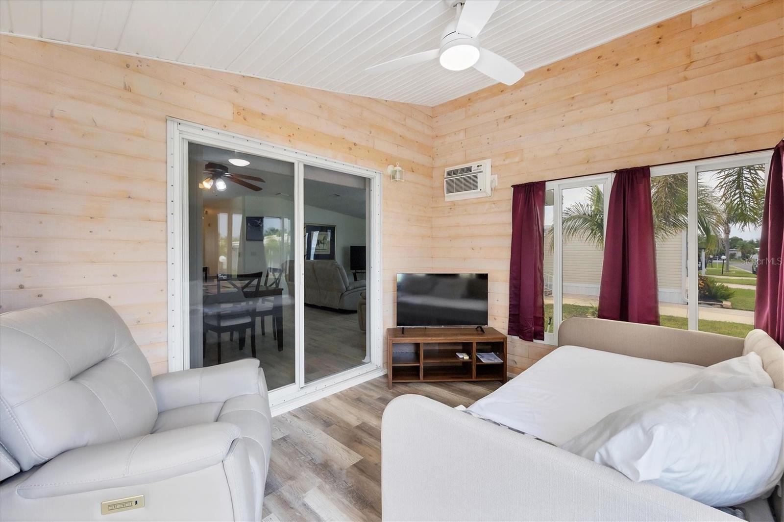 Image 13 of 46 For 5707 45th Street E 261
