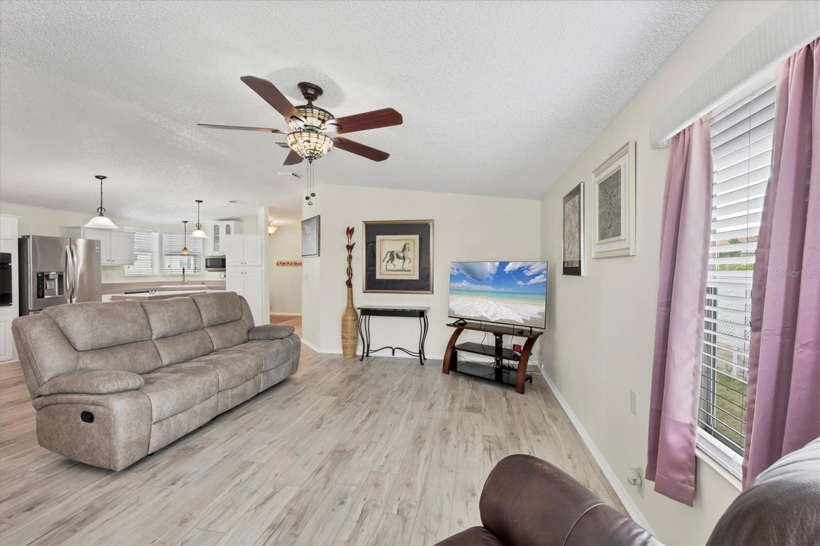 Image 5 of 46 For 5707 45th Street E 261