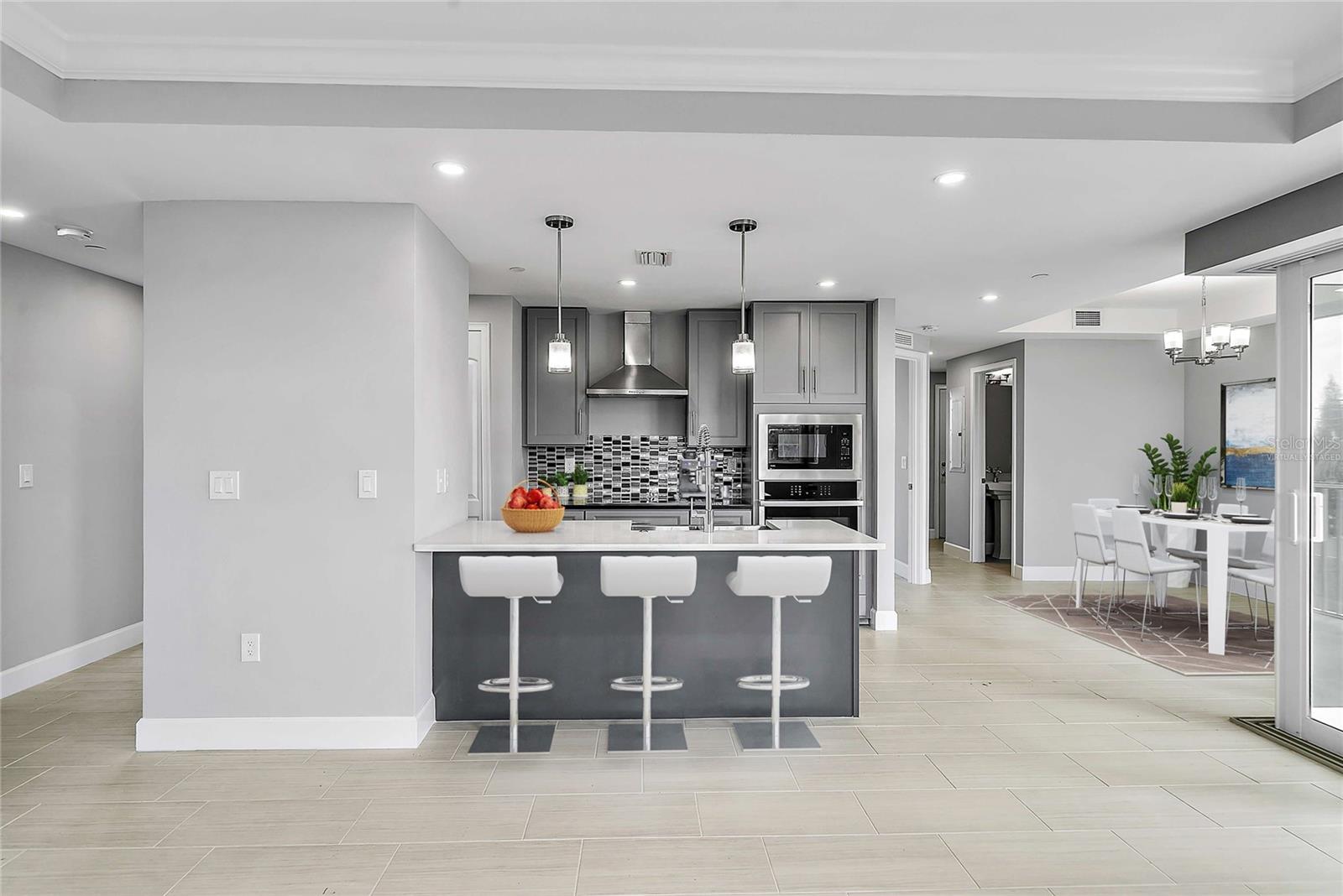 Image 2 of 11 For 14550 River Beach Drive 301