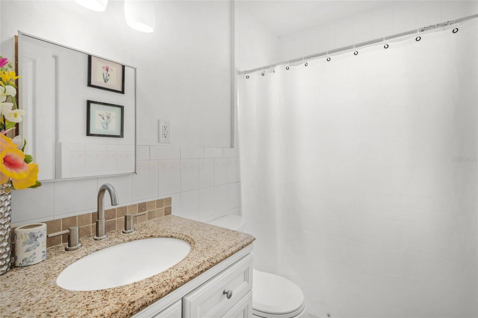 Image 19 of 37 For 2524 Tuttle Way