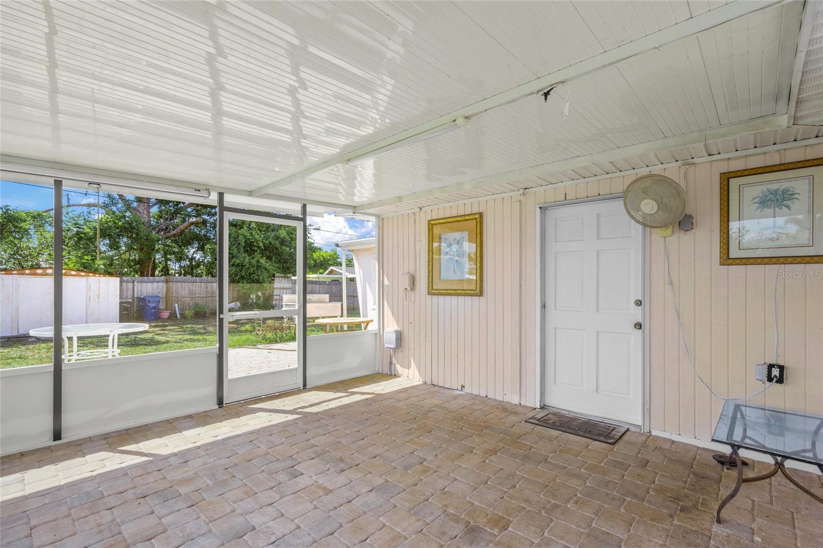 Image 23 of 37 For 2524 Tuttle Way