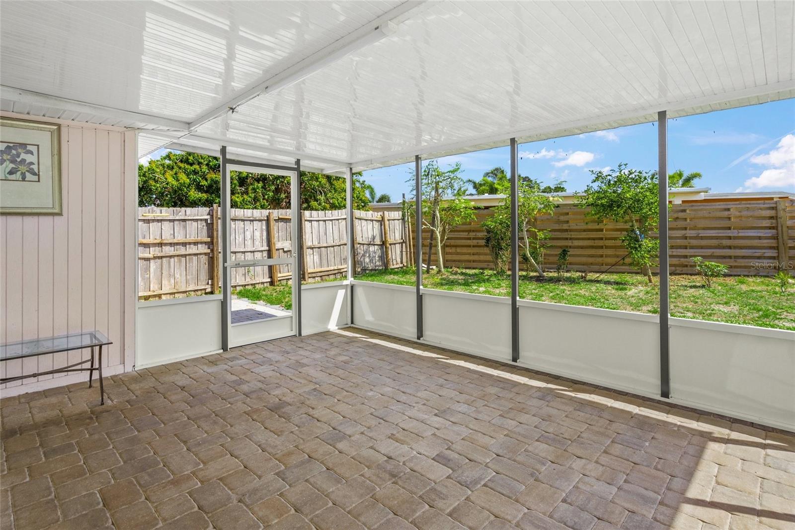 Image 24 of 37 For 2524 Tuttle Way