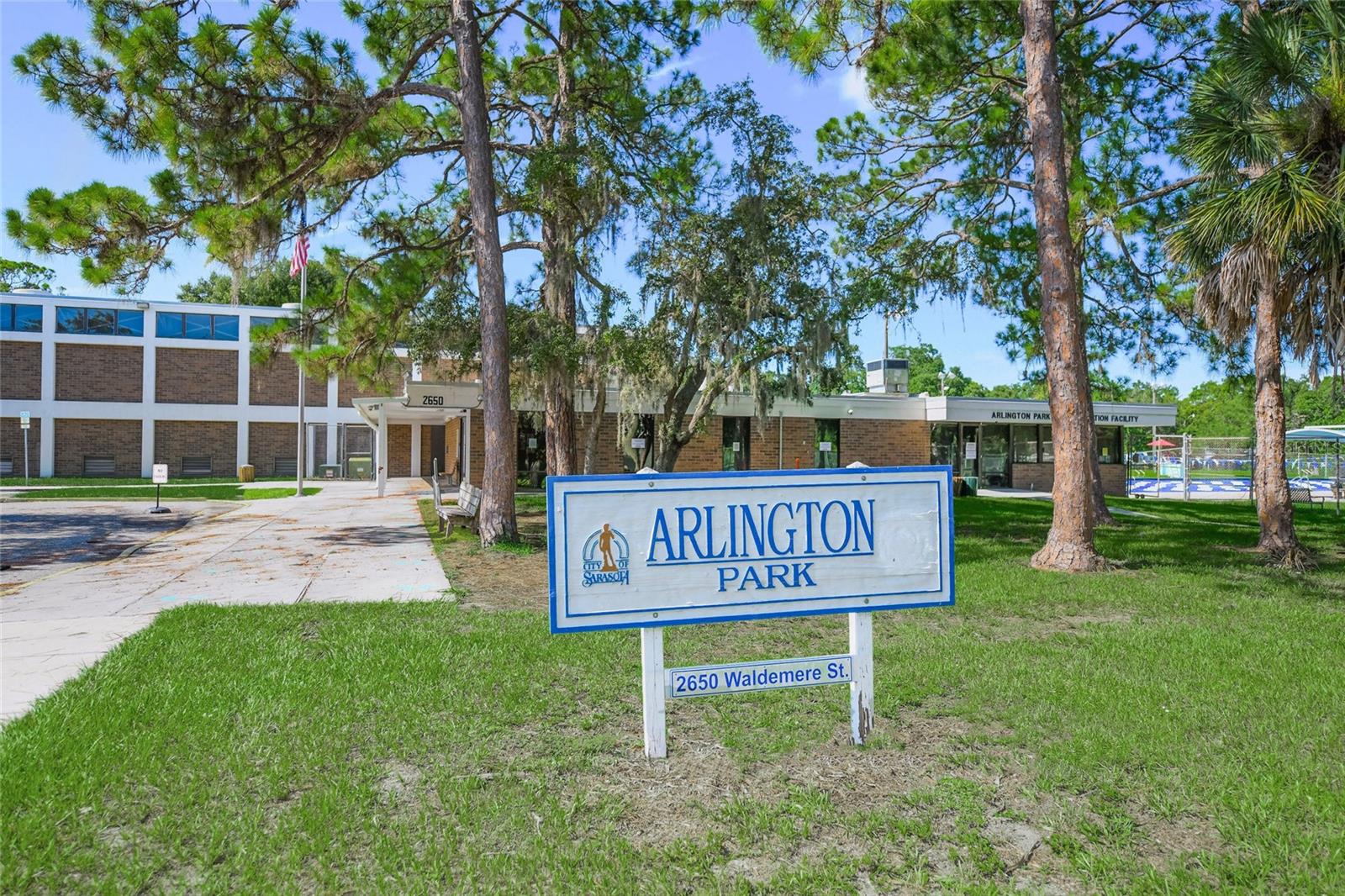 Image 28 of 37 For 2524 Tuttle Way