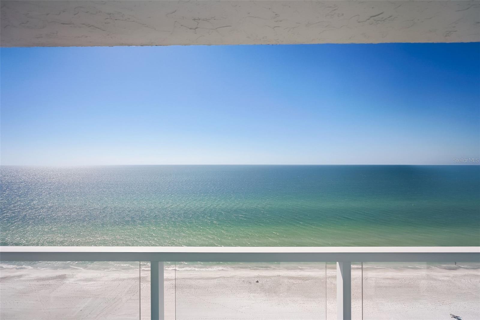Image 29 of 47 For 2425 Gulf Of Mexico Drive 14b