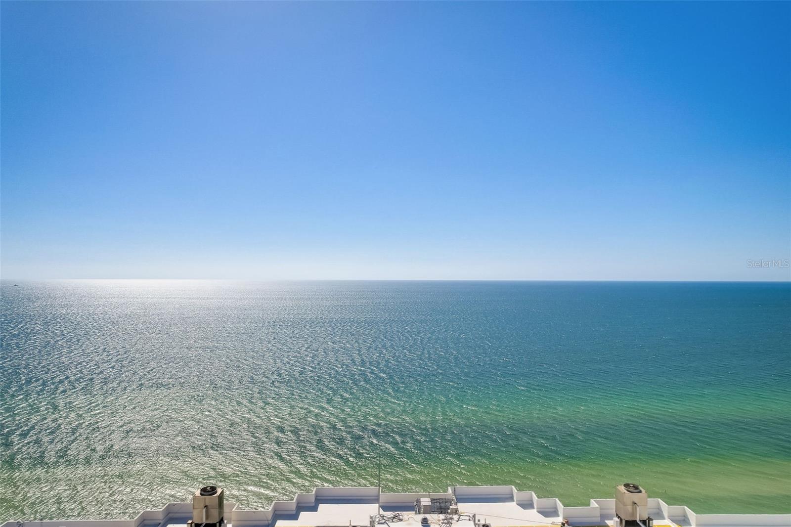 Image 39 of 47 For 2425 Gulf Of Mexico Drive 14b