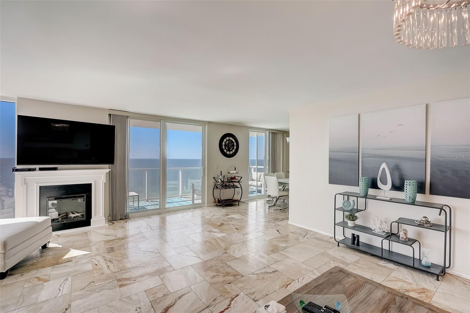 Image 7 of 47 For 2425 Gulf Of Mexico Drive 14b