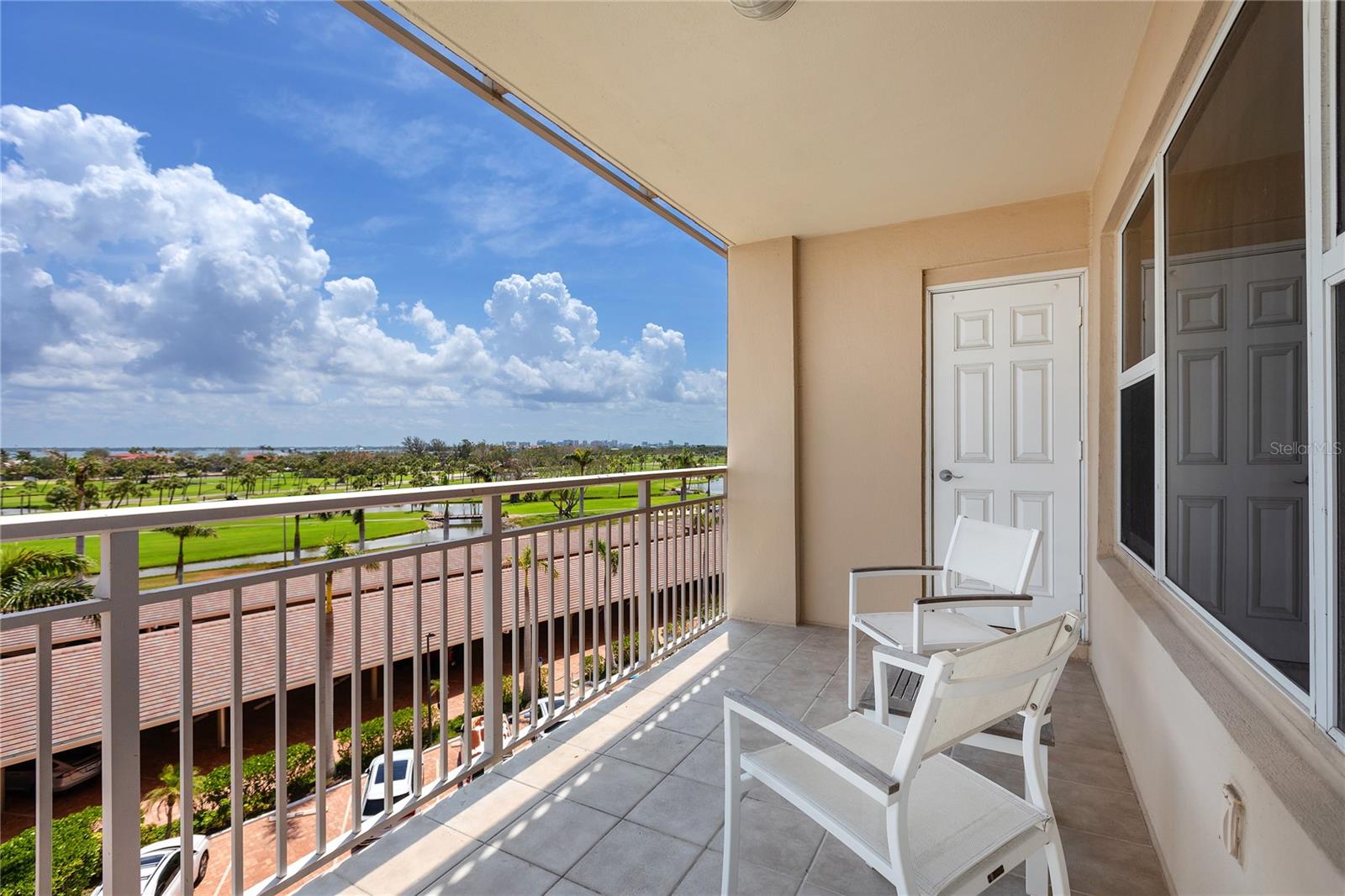 Image 15 of 41 For 601 Longboat Club Road 504s