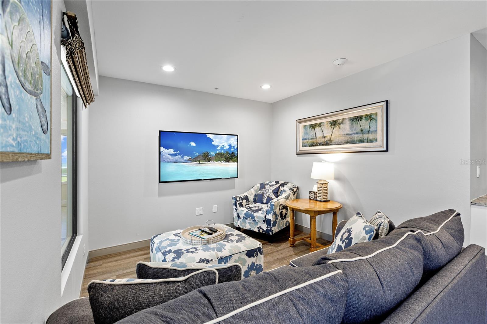 Image 24 of 41 For 601 Longboat Club Road 504s