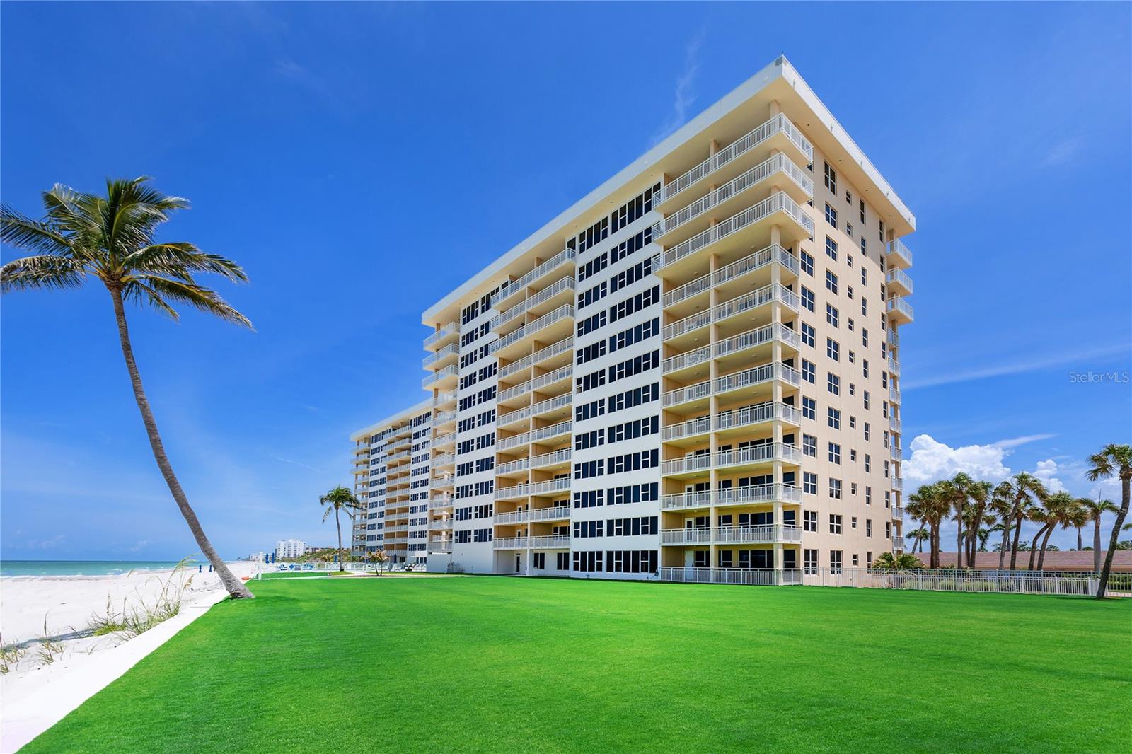 Image 41 of 41 For 601 Longboat Club Road 504s