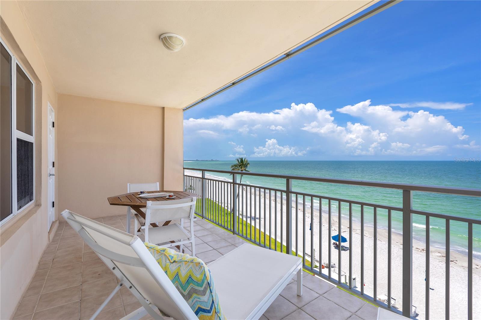 Image 9 of 41 For 601 Longboat Club Road 504s