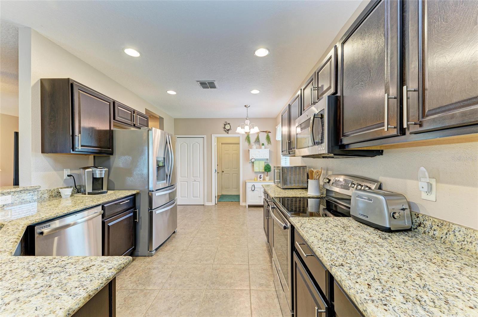 Image 4 of 55 For 7410 61 Street E