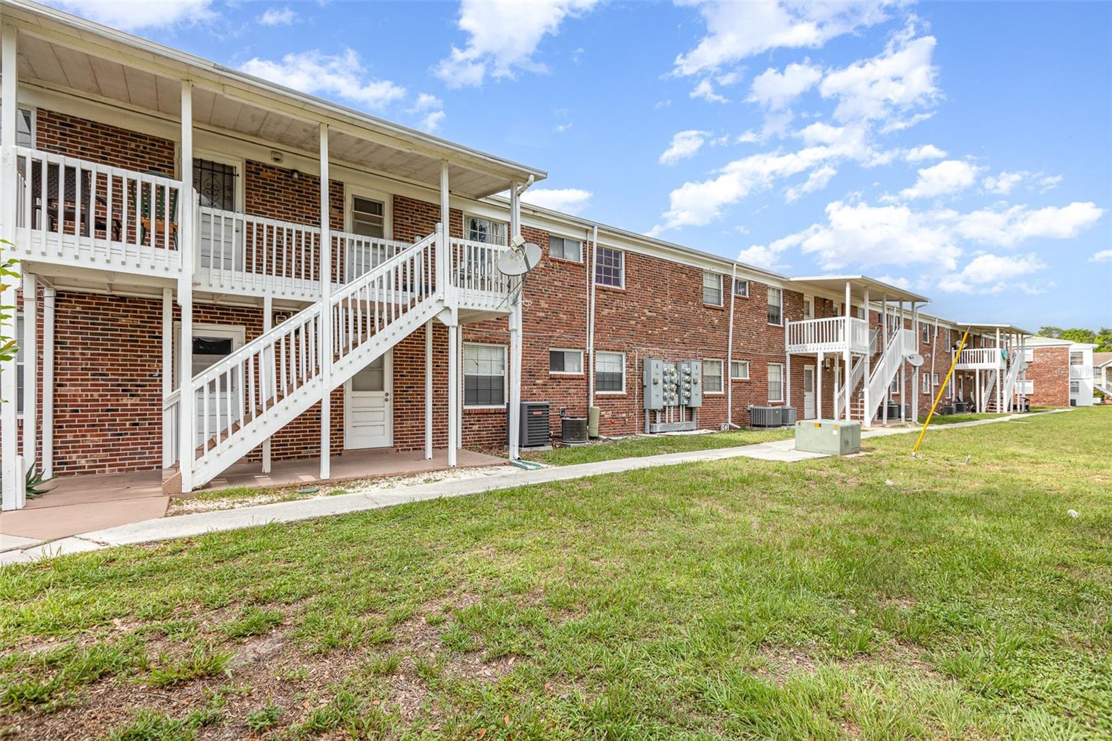 Image 2 of 13 For 4507 9th Street W A2