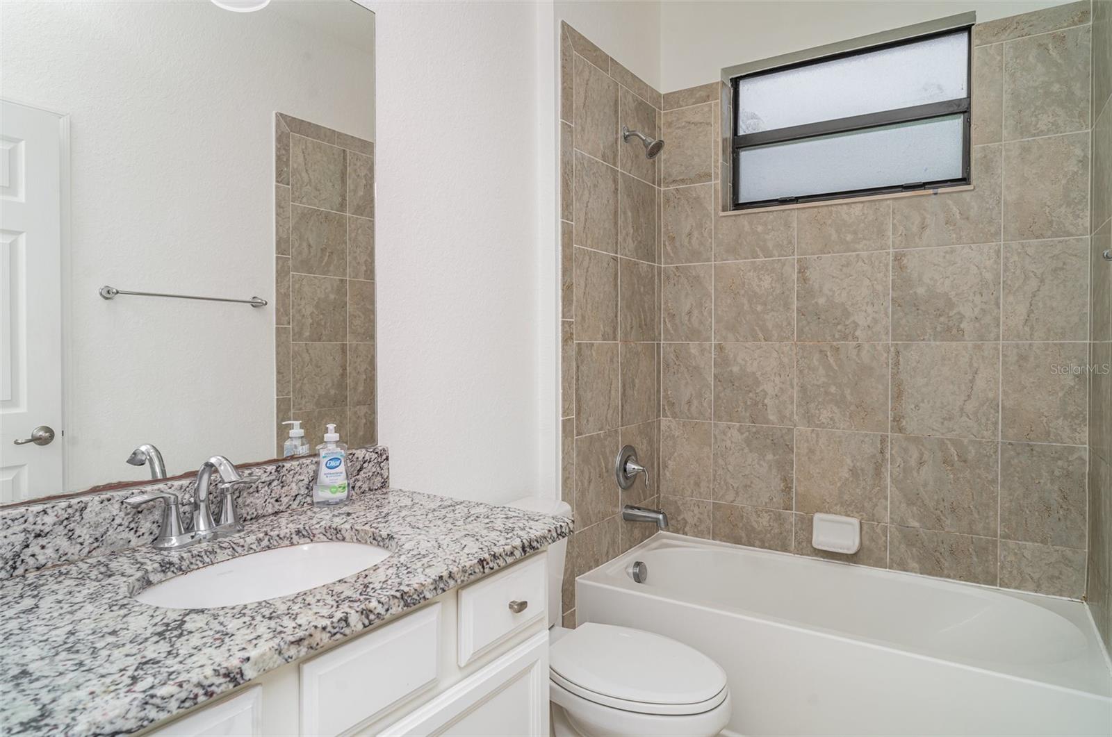 Image 11 of 24 For 12515 Garibaldi Lane