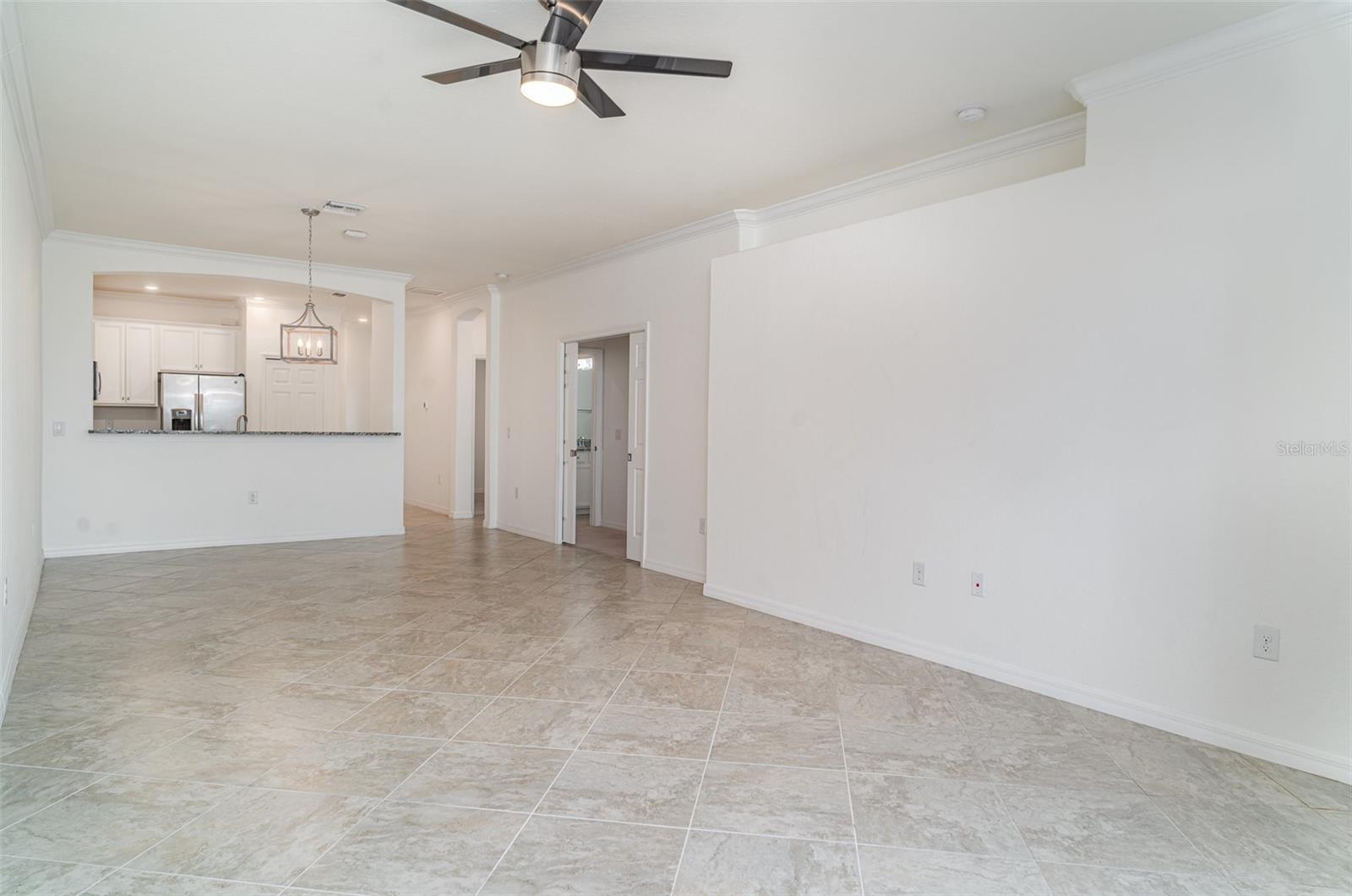 Image 4 of 24 For 12515 Garibaldi Lane