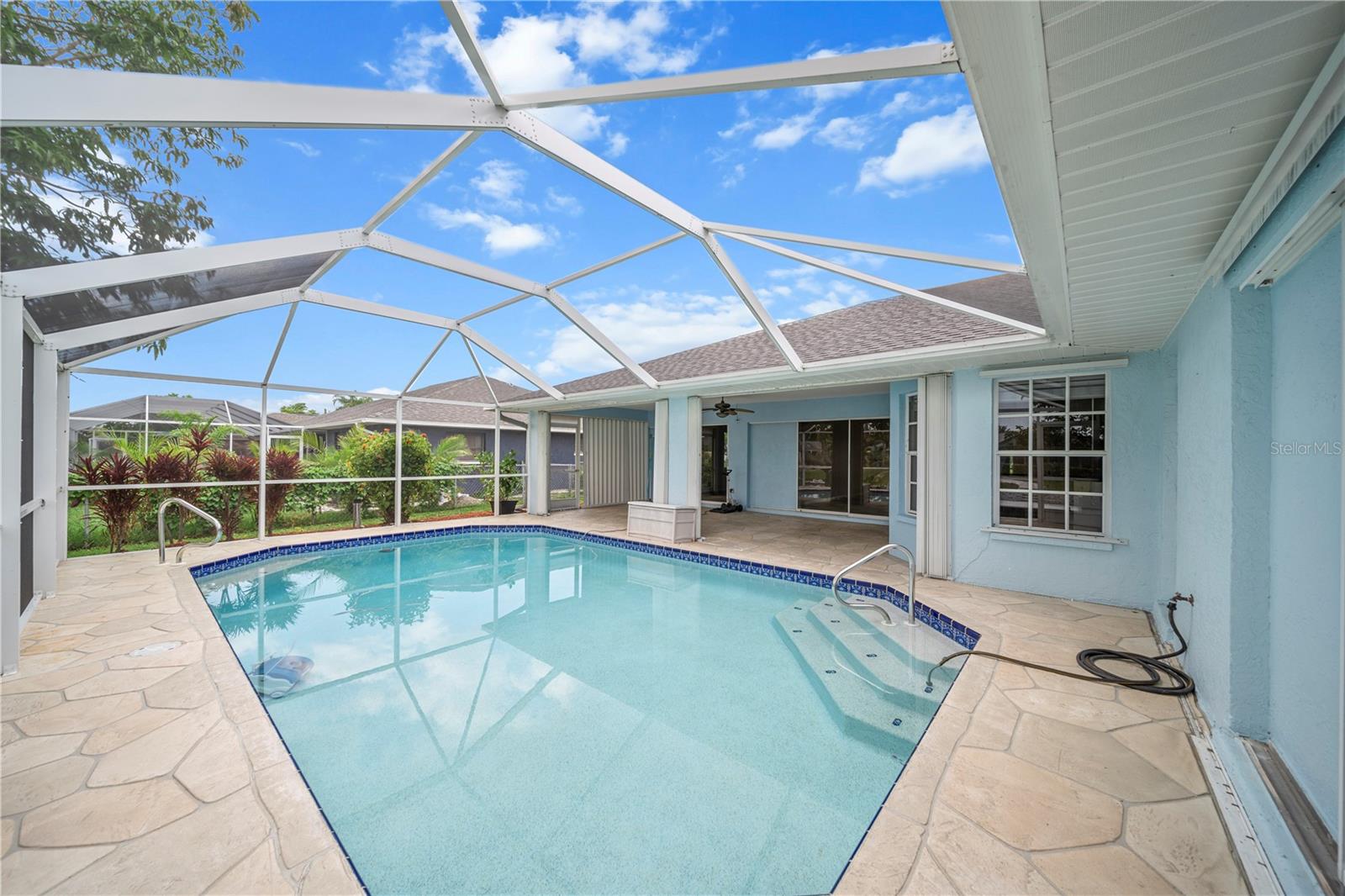 Image 2 of 45 For 1314 15th Terrace